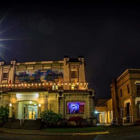 Centralia Square Grand Ballroom And Vintage Hotel Exterior photo